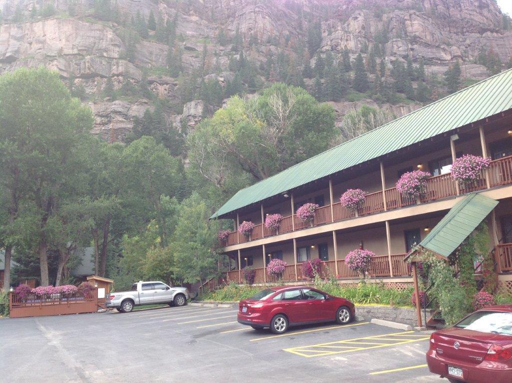 Rivers Edge Motel Lodge & Resort Урей Екстер'єр фото